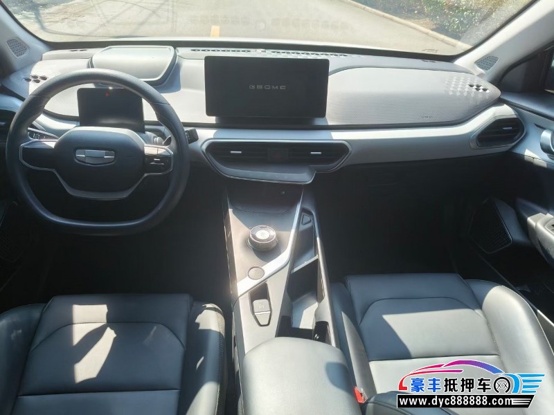 23年吉利几何轿车抵押车出售