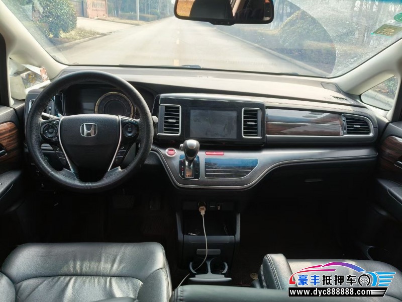 17年本田艾力绅MPV抵押车出售