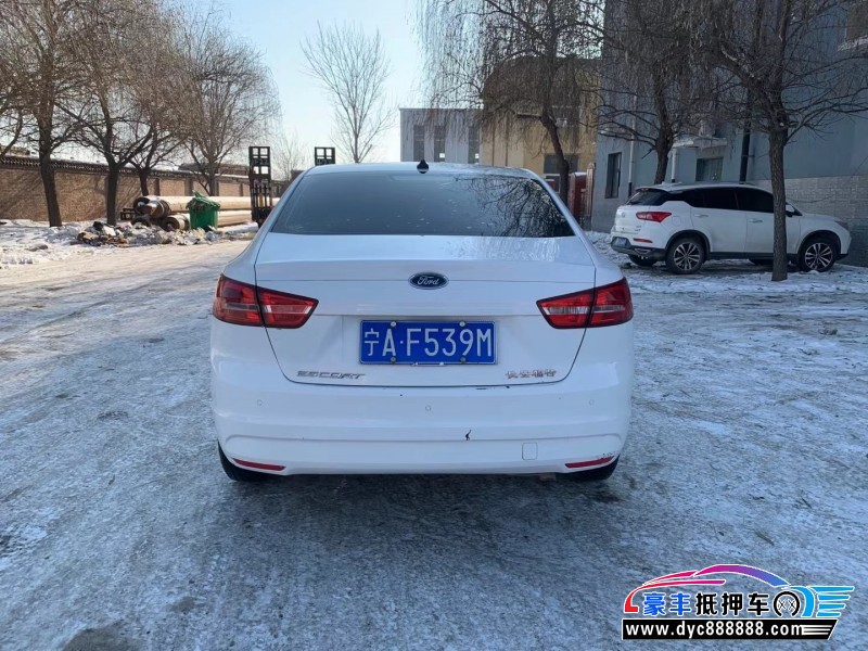 18年福特福睿斯轿车抵押车出售