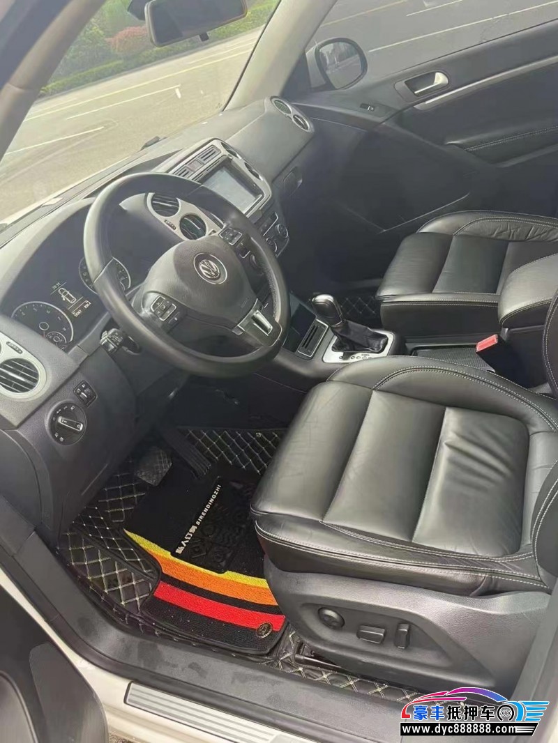 17年大众途观轿车抵押车出售