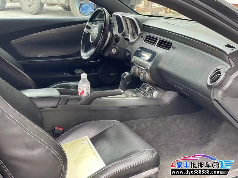 14年雪佛兰科迈罗轿车抵押车出售