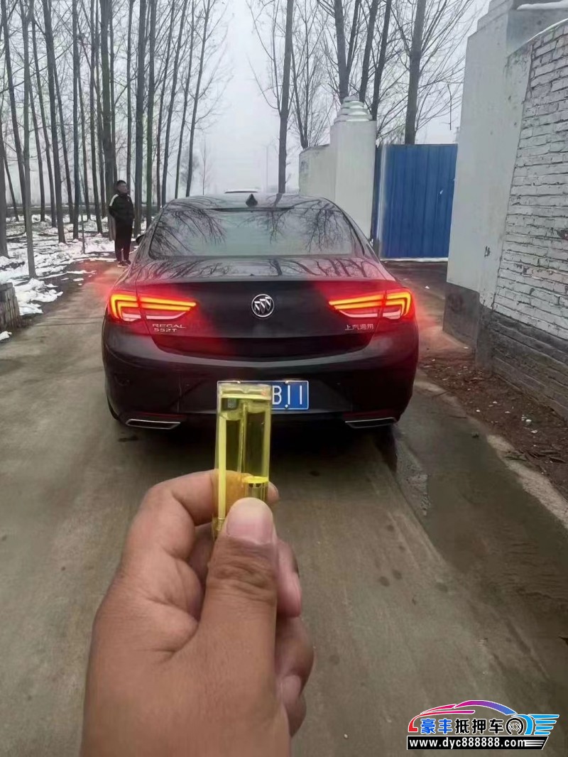 21年别克君威轿车抵押车出售