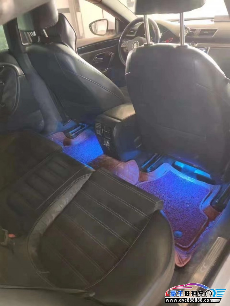 14年大众CC轿车抵押车出售