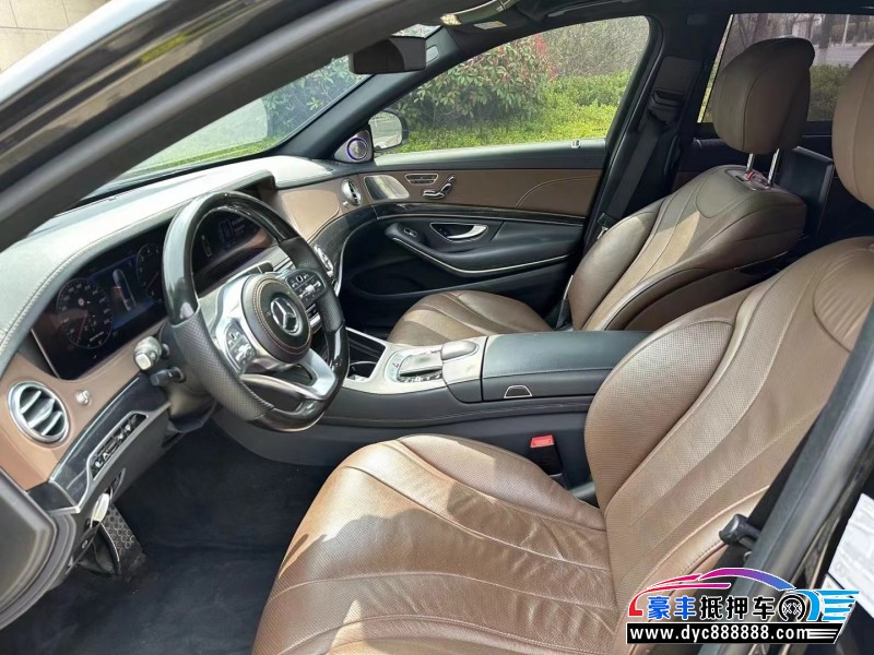 19年奔驰S轿车抵押车出售