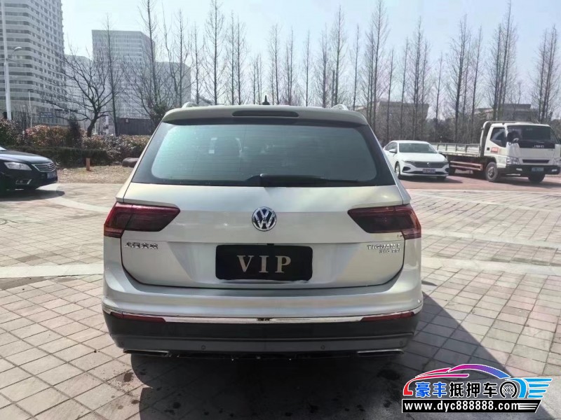 17年大众途观轿车抵押车出售