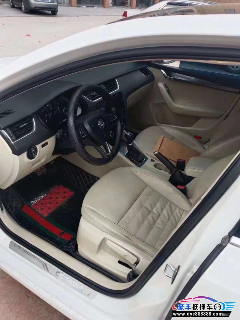 16年斯柯达明锐轿车抵押车出售