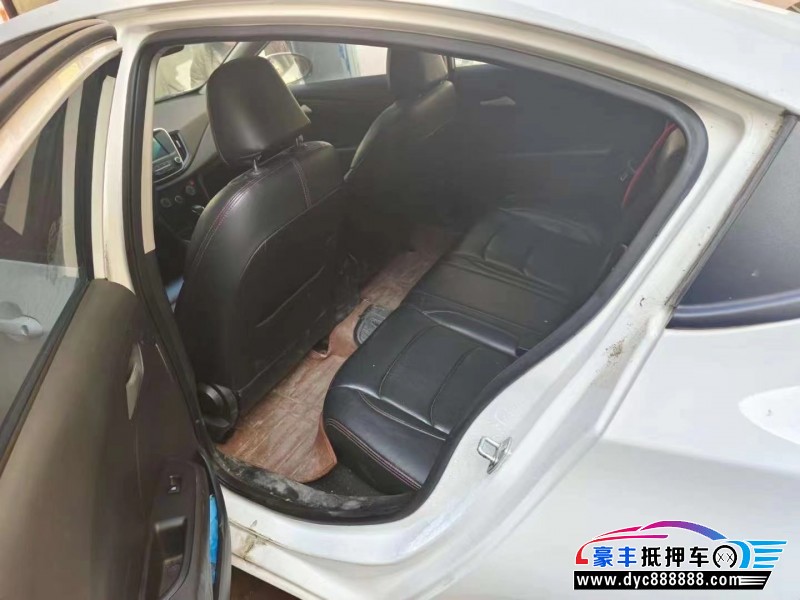 18年雪佛兰科沃兹轿车抵押车出售