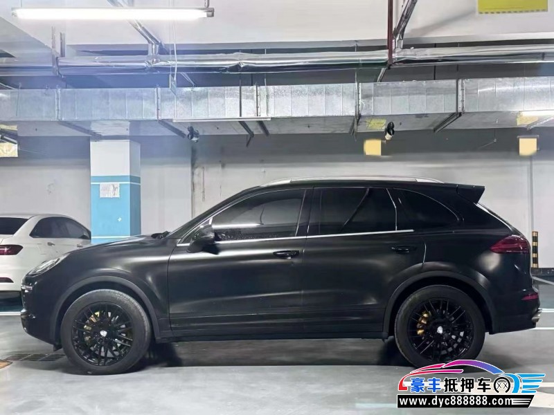 16年保时捷卡宴轿车抵押车出售