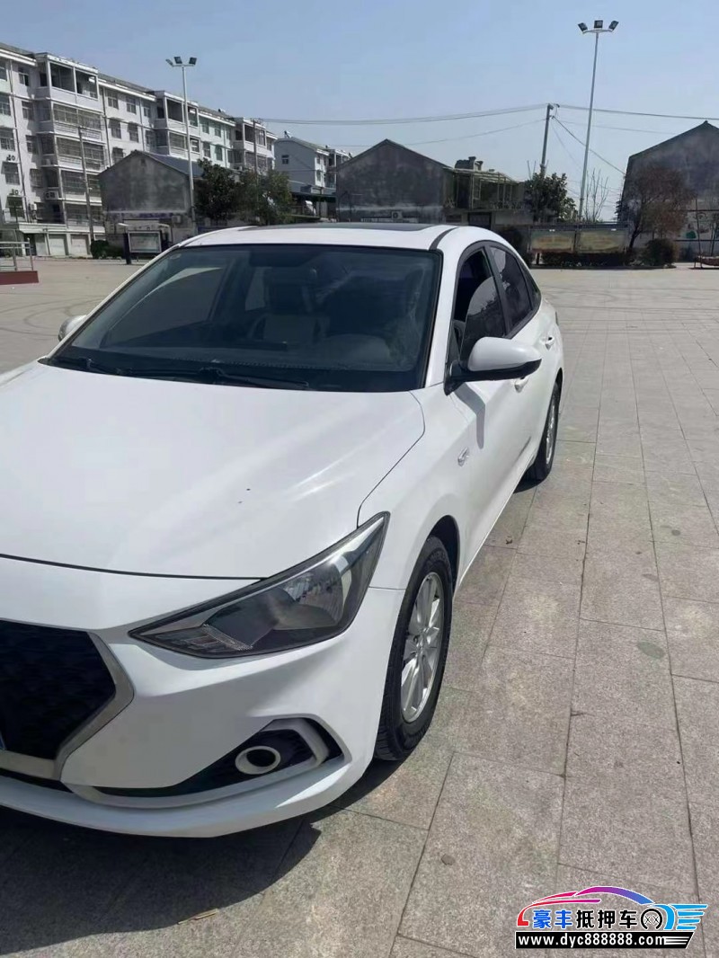 18年现代悦动轿车抵押车出售