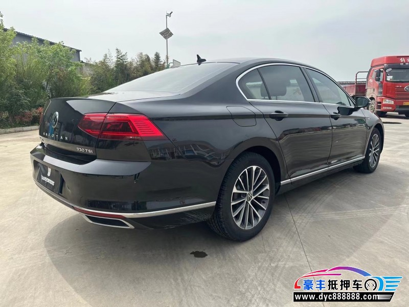 21年大众迈腾轿车抵押车出售