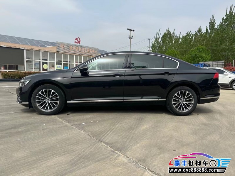 21年大众迈腾轿车抵押车出售