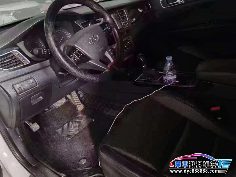 16年现代名图轿车抵押车出售