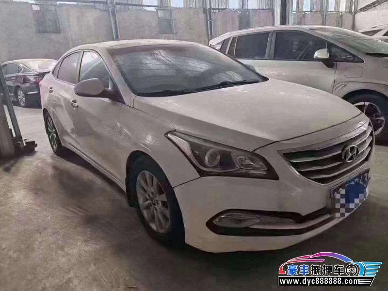 16年现代名图轿车抵押车出售