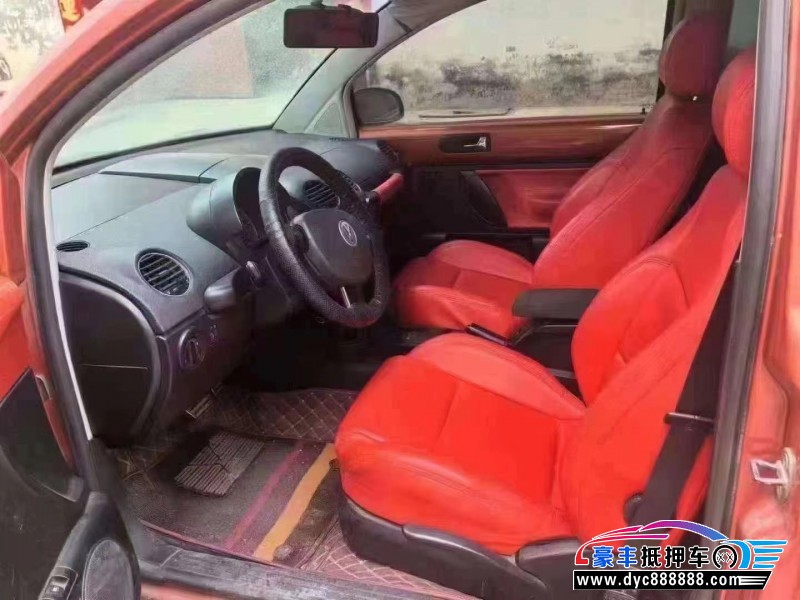 11年大众甲壳虫轿车抵押车出售