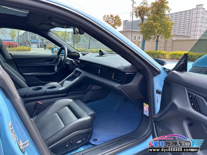 21年保时捷TaYcan轿车抵押车出售