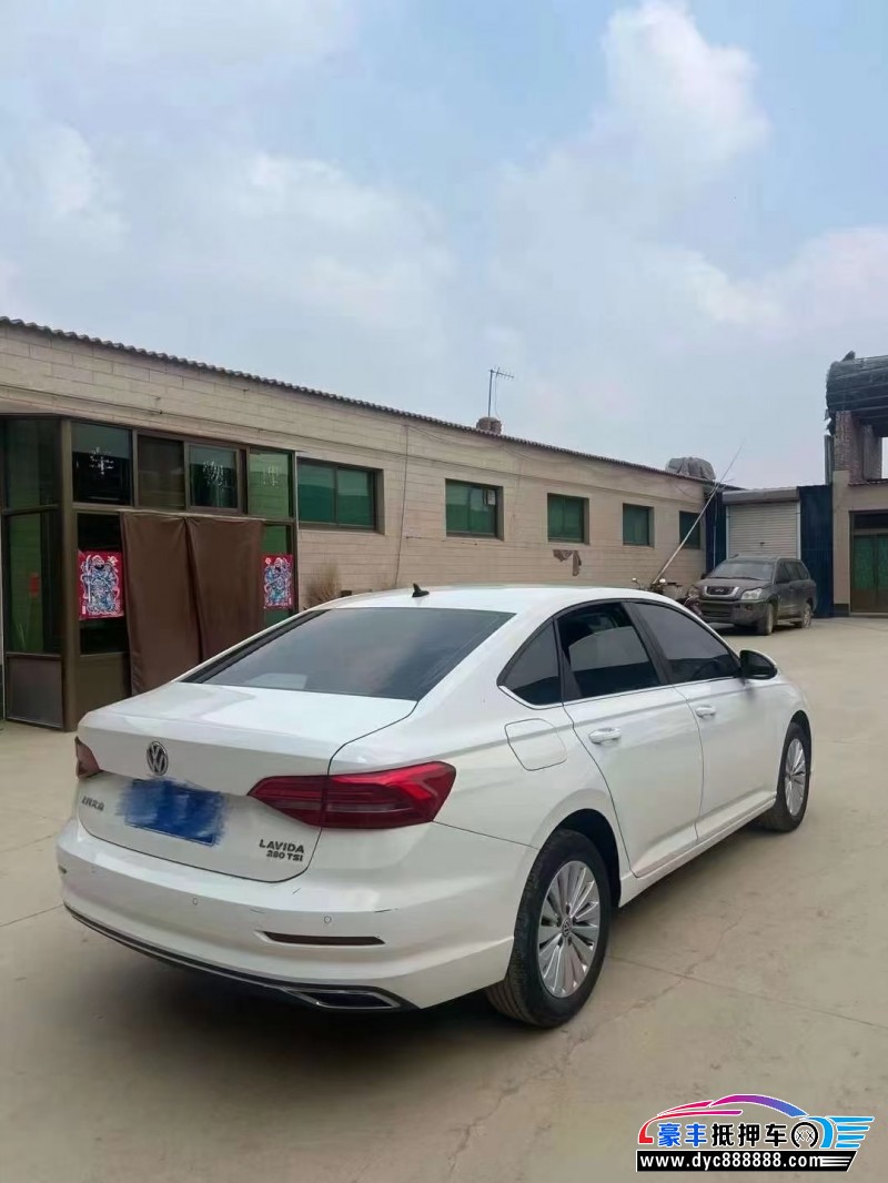 18年大众朗逸轿车抵押车出售