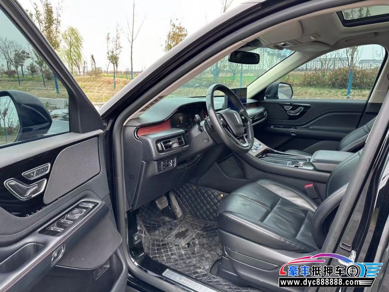 21年林肯飞行家轿车抵押车出售