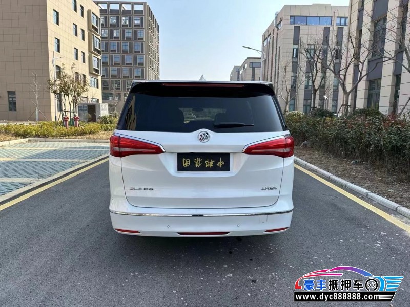 20年别克GL8轿车抵押车出售