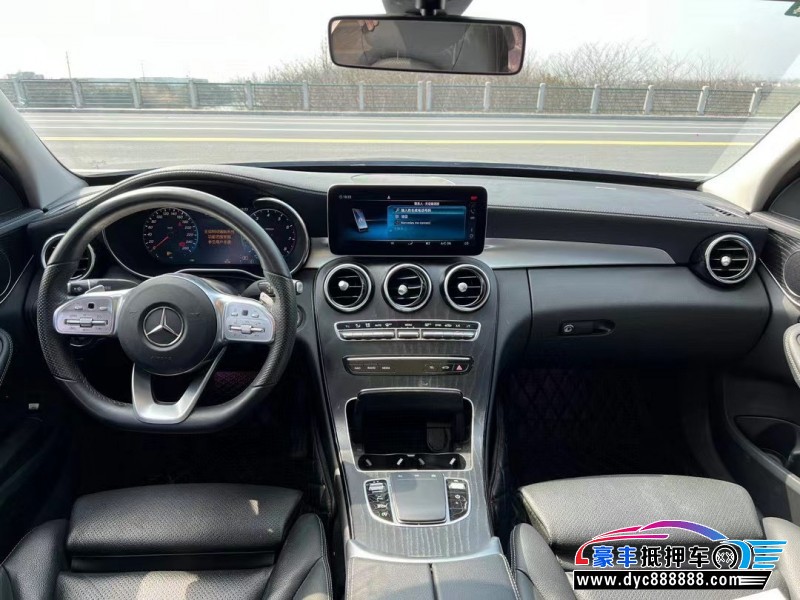 20年奔驰C轿车抵押车出售