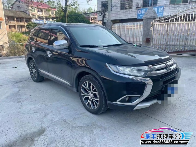 16年三菱欧蓝德轿车抵押车出售