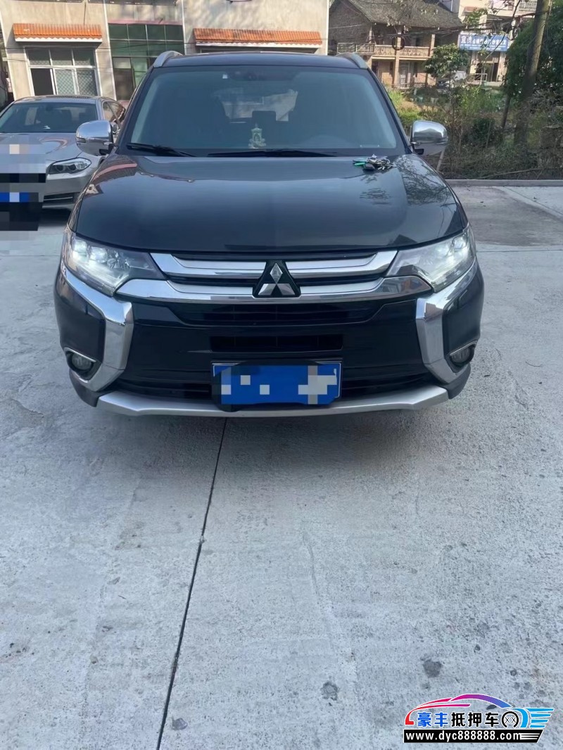 16年三菱欧蓝德轿车抵押车出售