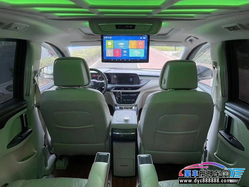 22年别克GL8轿车抵押车出售