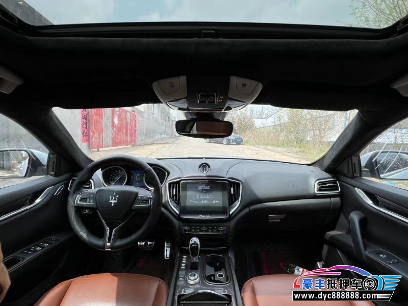 17年玛莎拉蒂Ghibli轿车抵押车出售