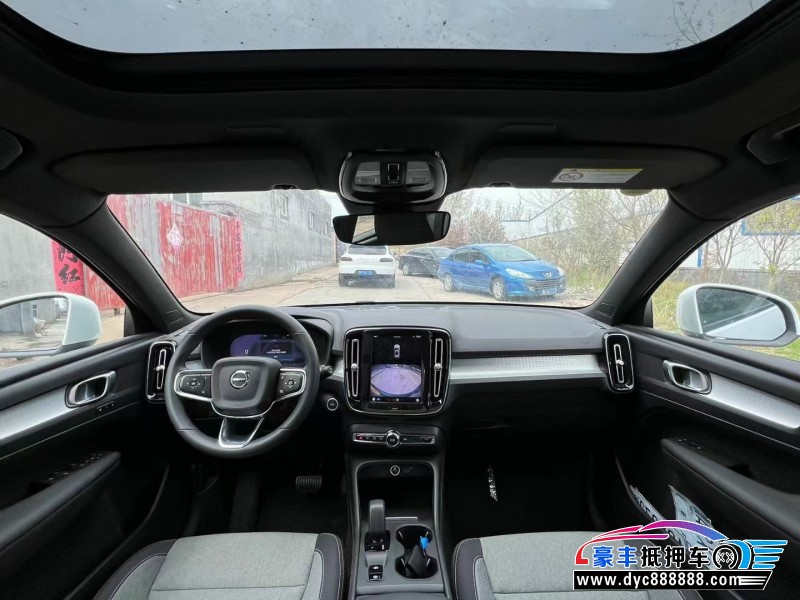 23年沃尔沃XC40轿车抵押车出售