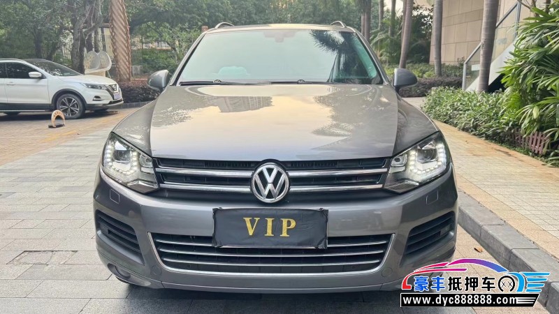 11年大众途锐轿车抵押车出售