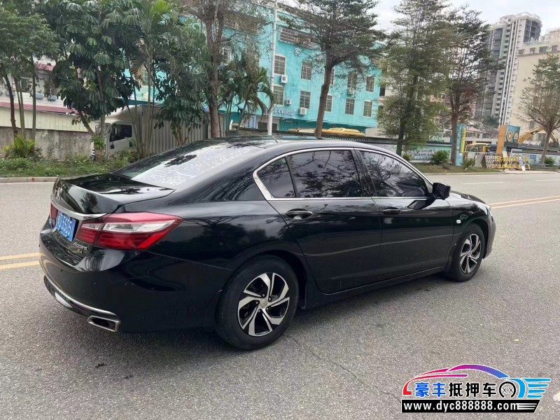 16年本田雅阁轿车抵押车出售