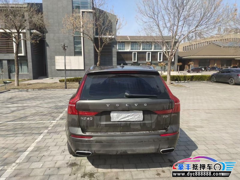 19年沃尔沃XC60轿车抵押车出售