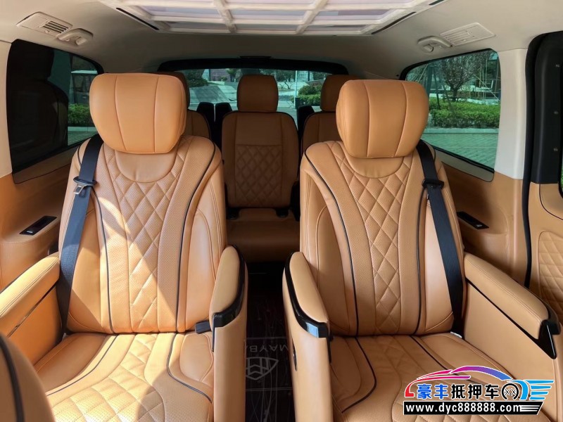 21年奔驰威霆轿车抵押车出售