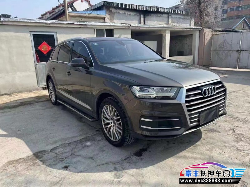16年奥迪Q7轿车抵押车出售