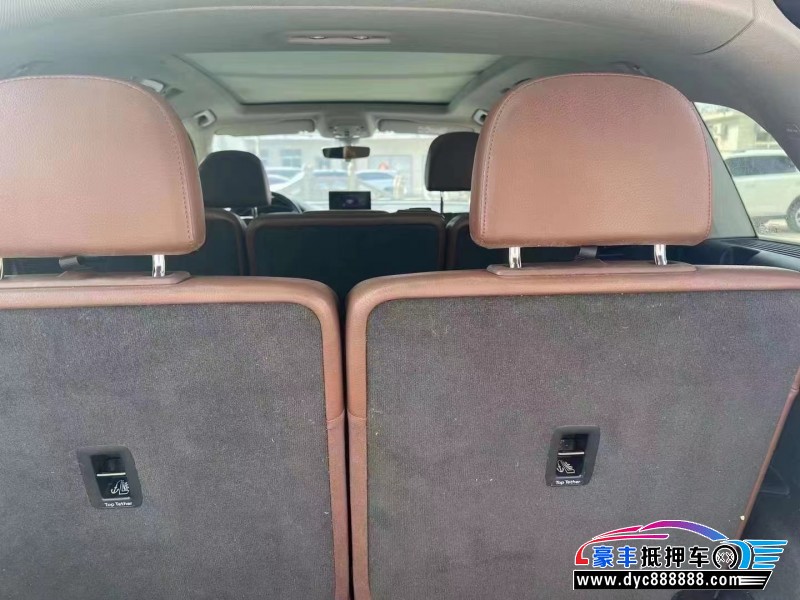 16年奥迪Q7轿车抵押车出售