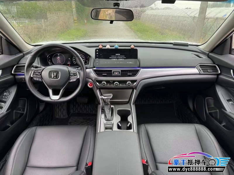 22年本田雅阁轿车抵押车出售