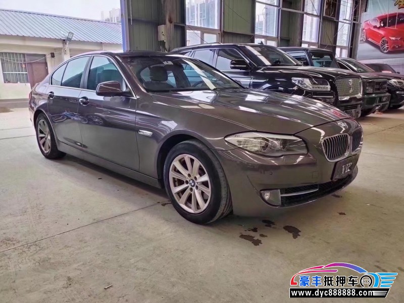 13年宝马5系轿车抵押车出售