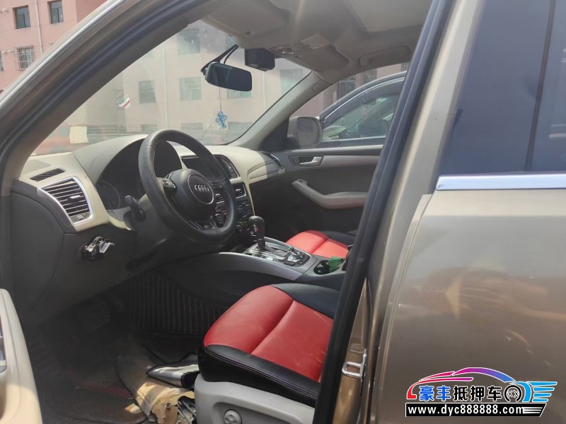10年奥迪Q5轿车抵押车出售