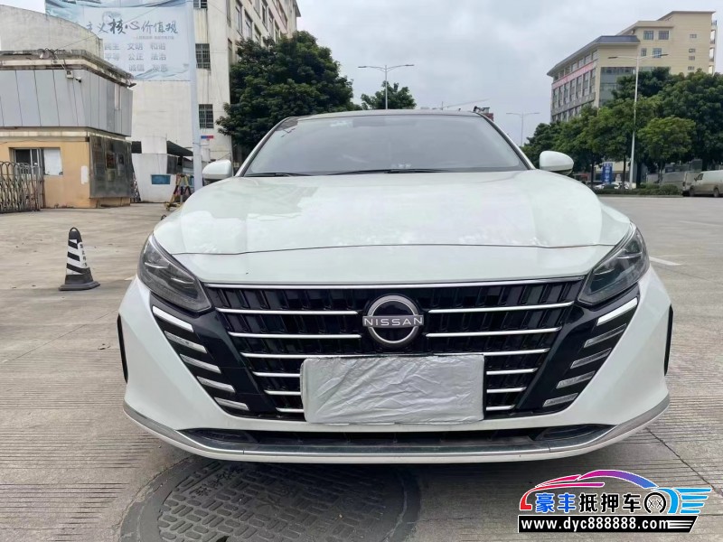 23年日产天籁轿车抵押车出售