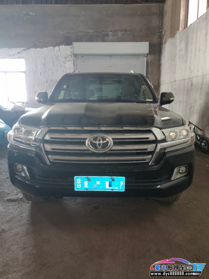 15年丰田兰德酷路泽（陆巡）轿车抵押车出售