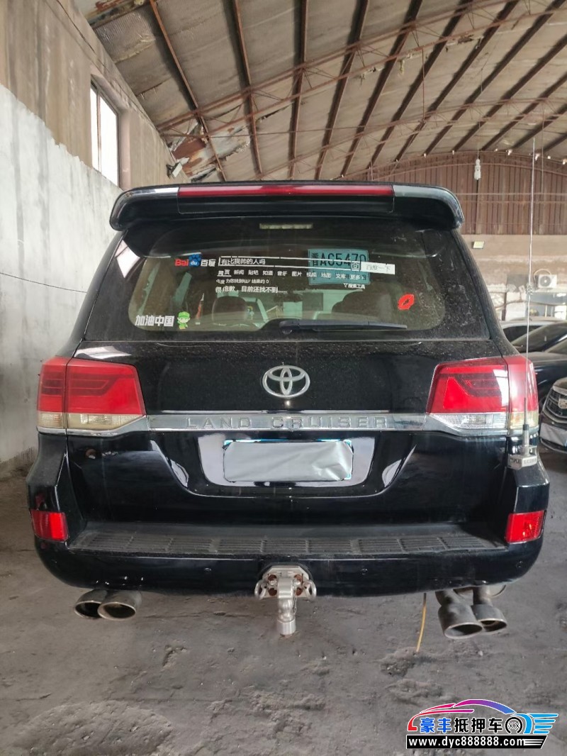 15年丰田兰德酷路泽（陆巡）轿车抵押车出售