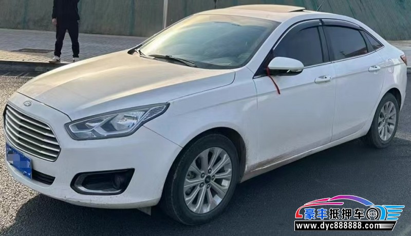 17年福特福睿斯轿车抵押车出售