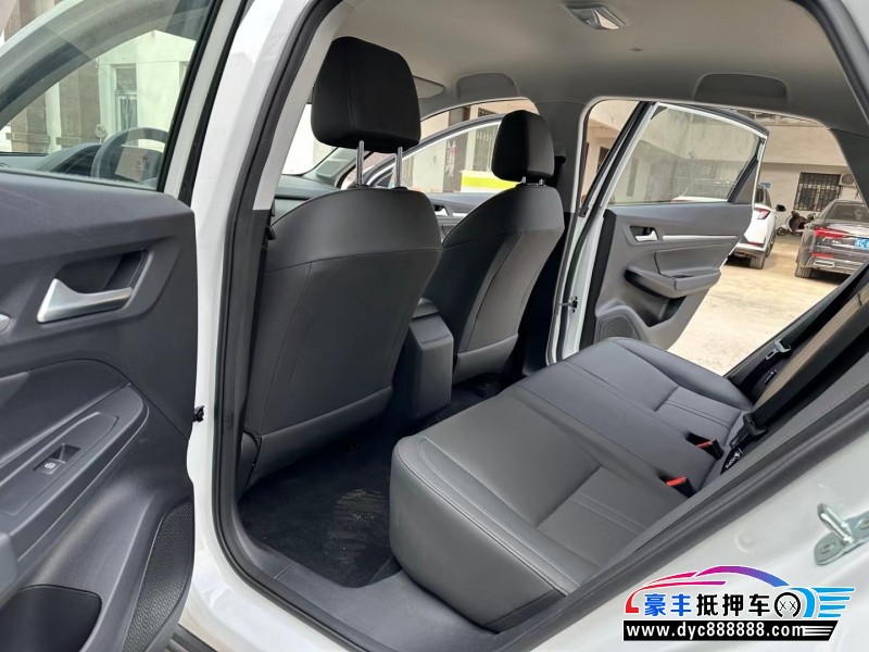 24年威马汽车ex5轿车抵押车出售