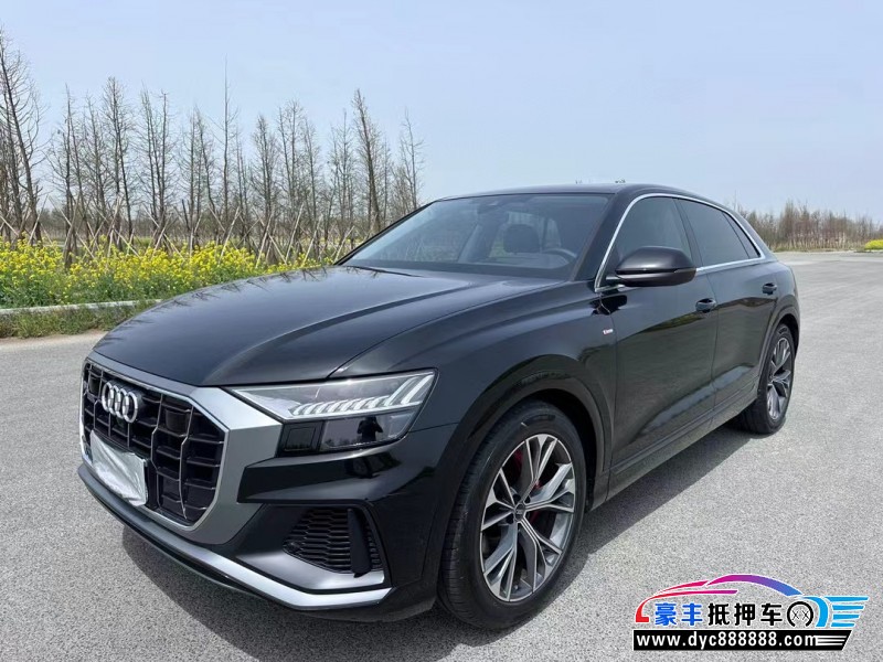 23年奥迪Q8轿车抵押车出售