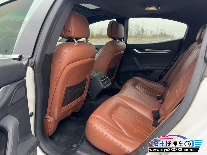 15年玛莎拉蒂Ghibli轿车抵押车出售