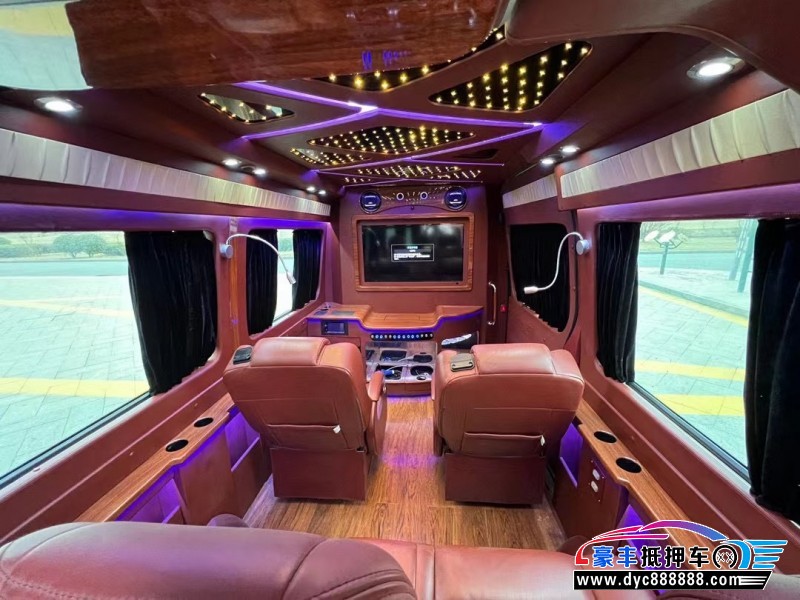 14年奔驰斯宾特轿车抵押车出售