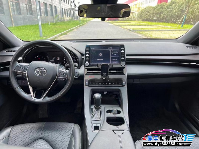 22年丰田亚洲龙轿车抵押车出售