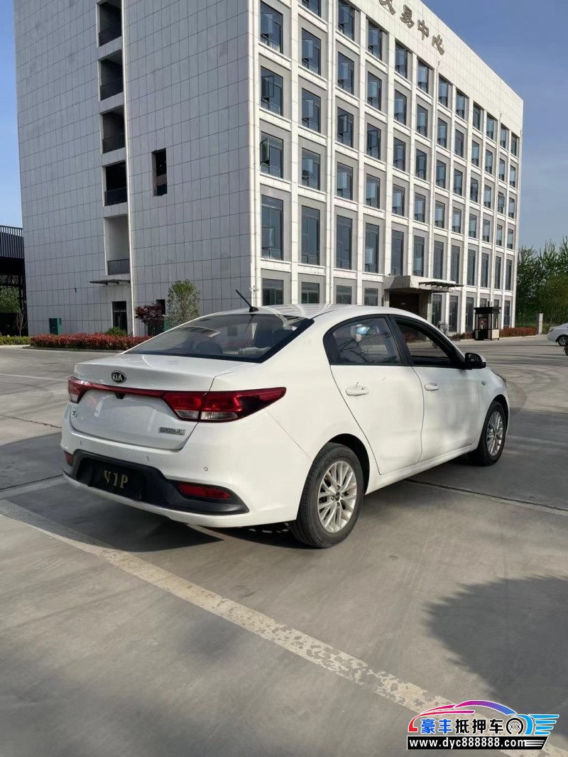 17年起亚K2轿车抵押车出售