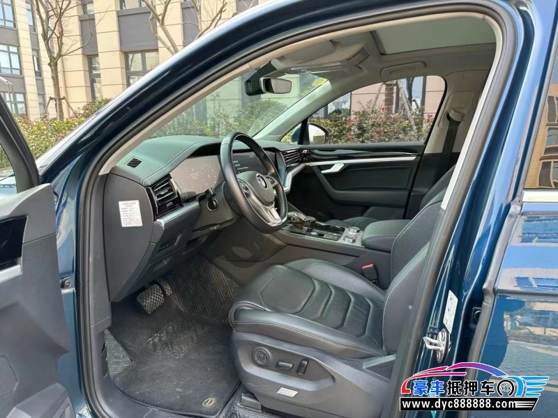 19年大众途锐SUV抵押车出售