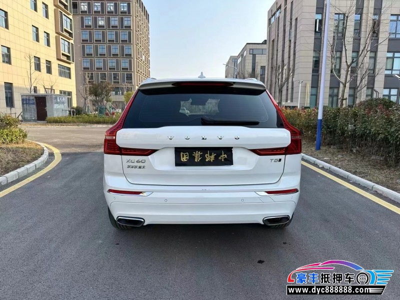 21年沃尔沃XC60轿车抵押车出售