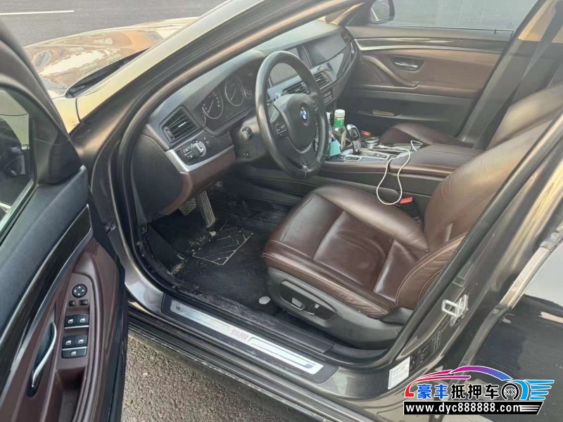 13年宝马5系轿车抵押车出售